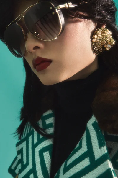 Look 24